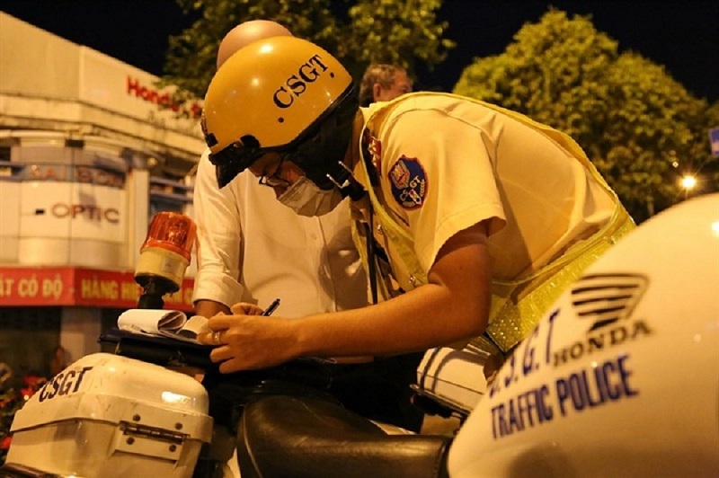 cảnh sát giao thông